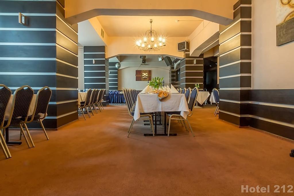 Hotel 212 Варшава Экстерьер фото